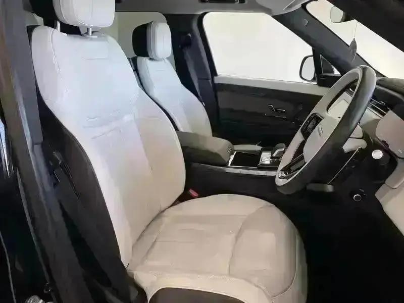 2024 Land Rover RANGE ROVER SPORT 3.0 D300 Dynamic SE 5dr Auto - vehicle photo 10 for sale on PureCar