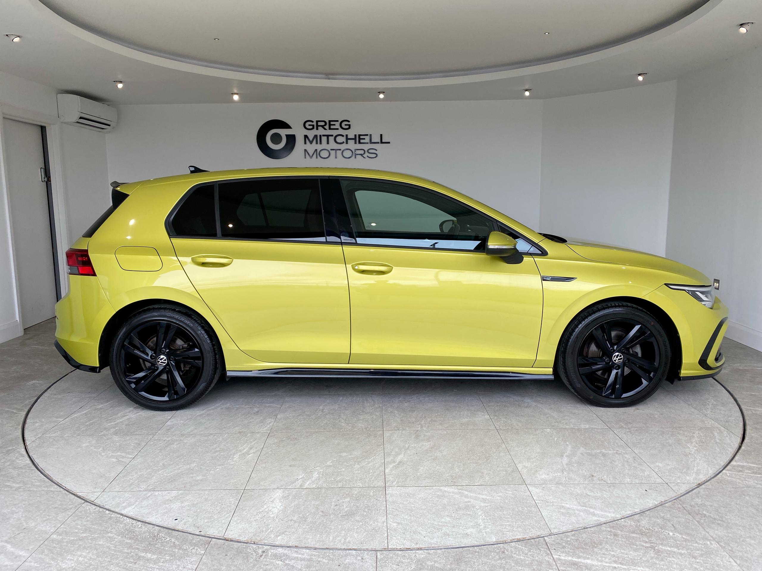 2021 Volkswagen GOLF 1.5 eTSI 150 R-Line 5dr DSG - vehicle photo 12 for sale on PureCar
