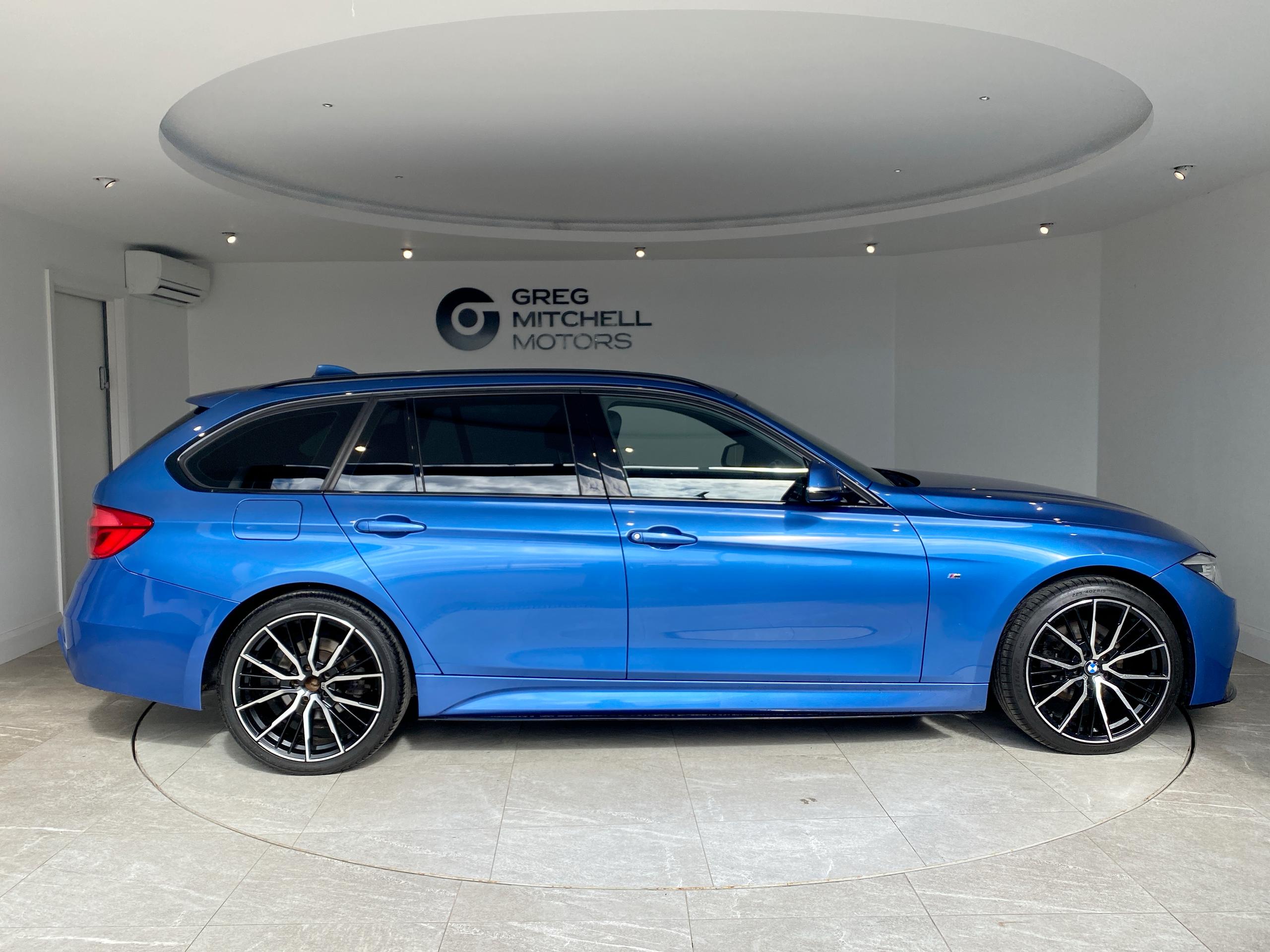 2018 BMW 3 SERIES 320d xDrive M Sport 5dr Step Auto - vehicle photo 12 for sale on PureCar