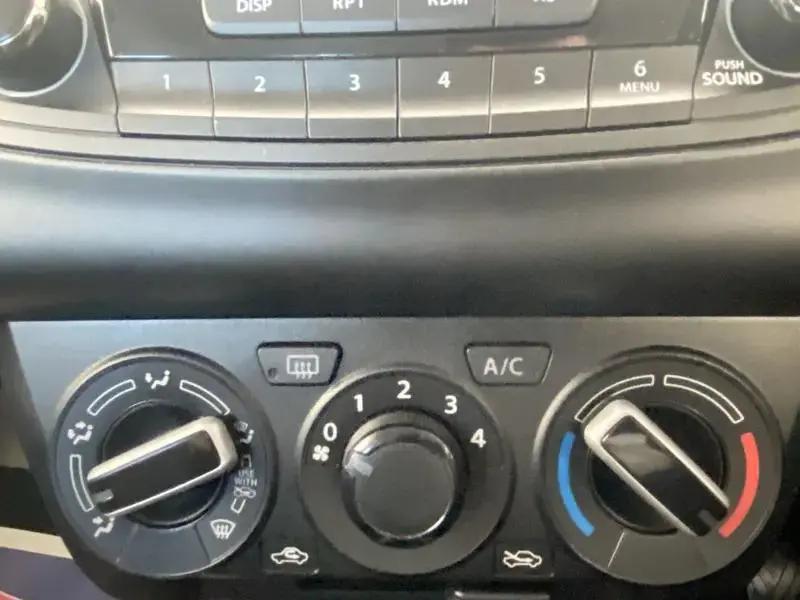 2018 Suzuki SWIFT 1.2 Dualjet SZ3 5dr - vehicle photo 19 for sale on PureCar