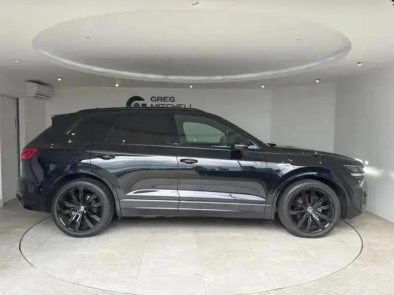 2022 Volkswagen TOUAREG 3.0 V6 TDI 4Motion 286 Black Edition 5dr Tip Auto - vehicle photo 12 for sale on PureCar