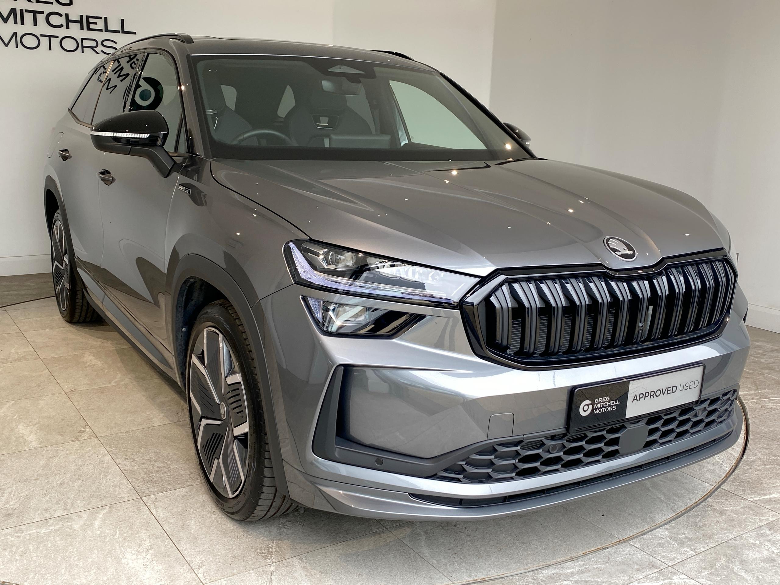 2025 Skoda KODIAQ 1.5 TSI iV 204 SportLine 5dr DSG - vehicle photo 3 for sale on PureCar