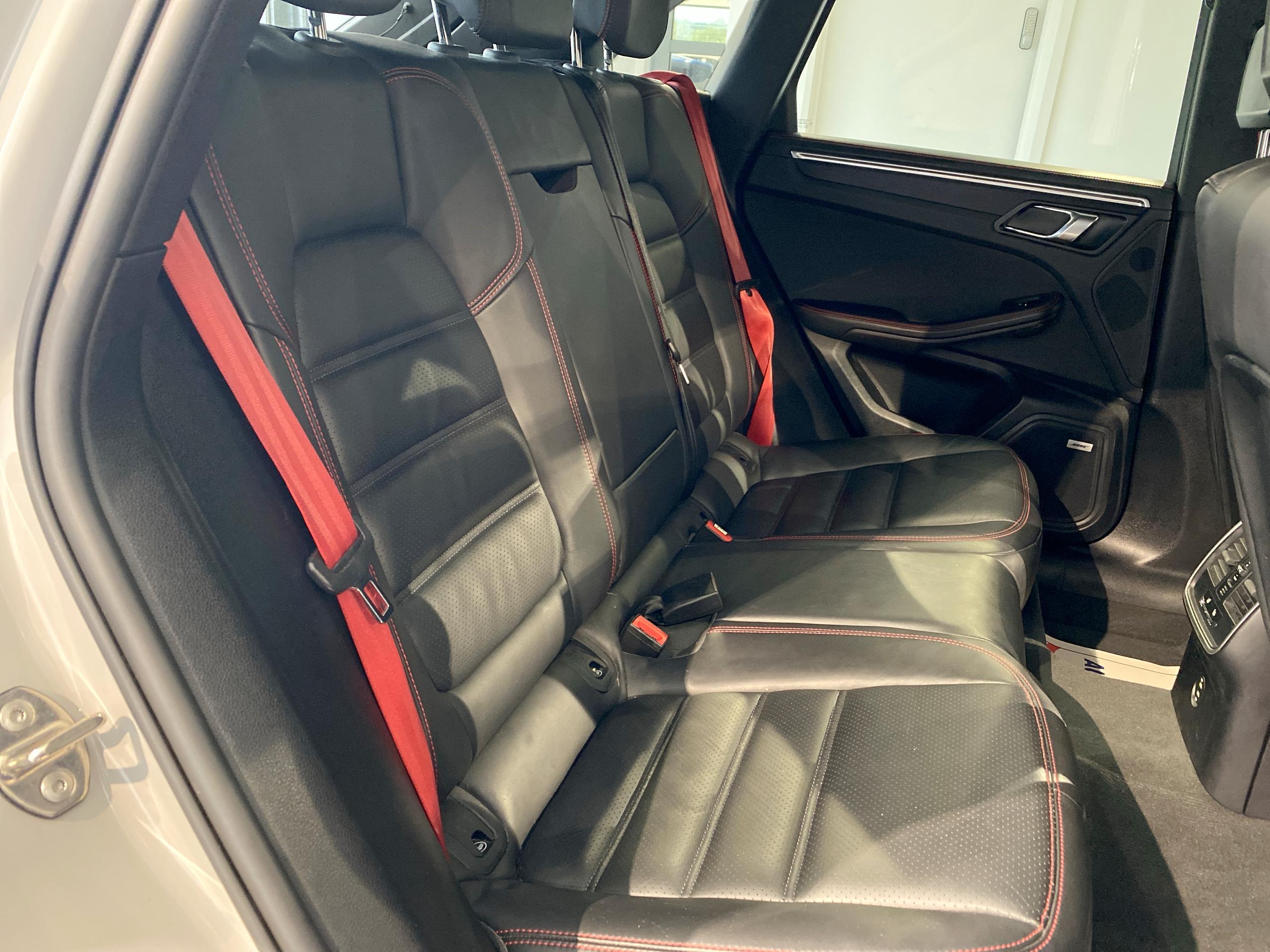 2022 Porsche MACAN GTS 5dr PDK - vehicle photo 22 for sale on PureCar