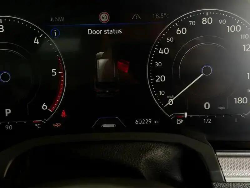 2022 Volkswagen TOUAREG 3.0 V6 TDI 4Motion 286 Black Edition 5dr Tip Auto - vehicle photo 26 for sale on PureCar