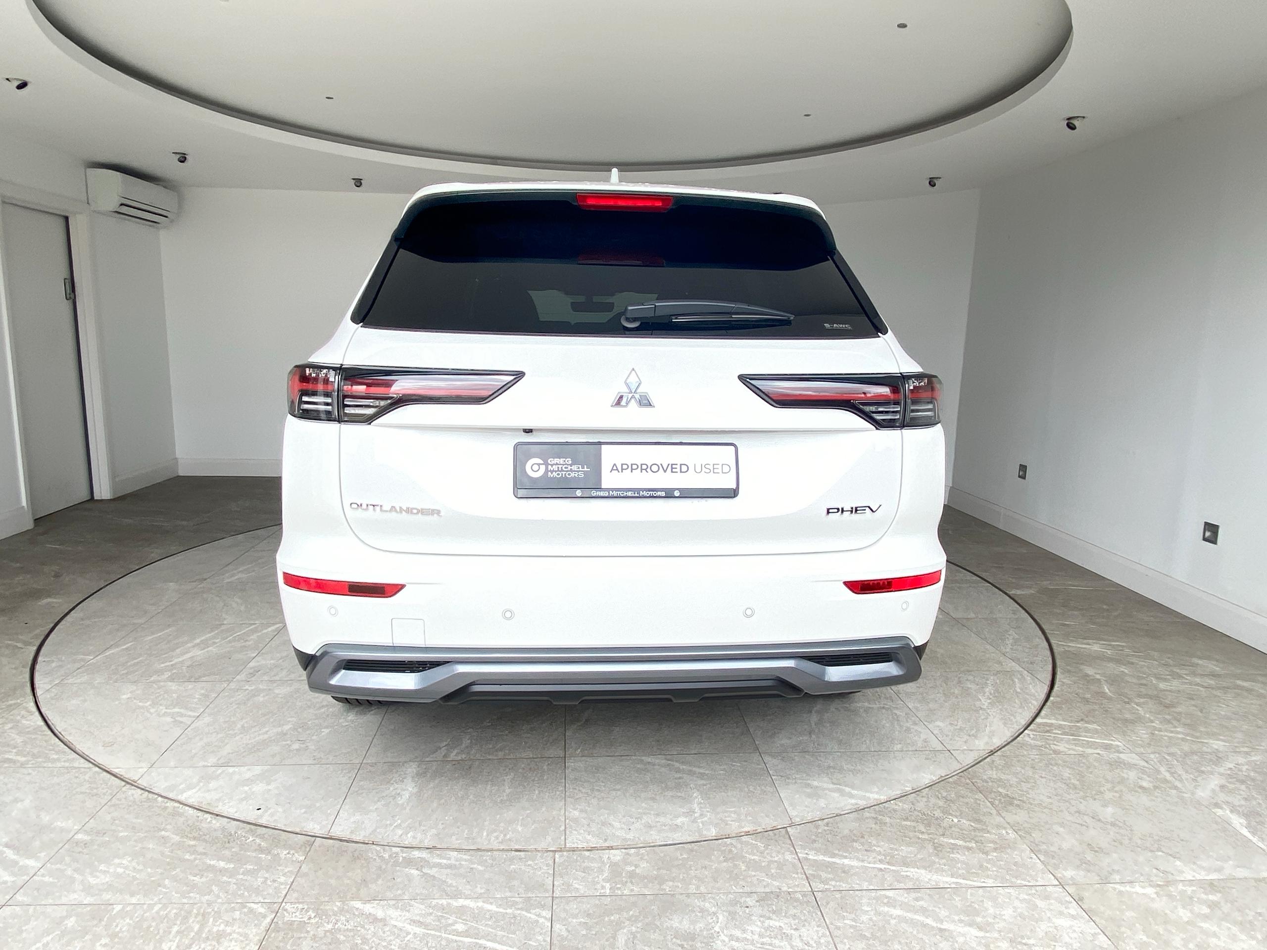 2026 Mitsubishi OUTLANDER 2.4 PHEV Nativa 5dr Auto - vehicle photo 10 for sale on PureCar
