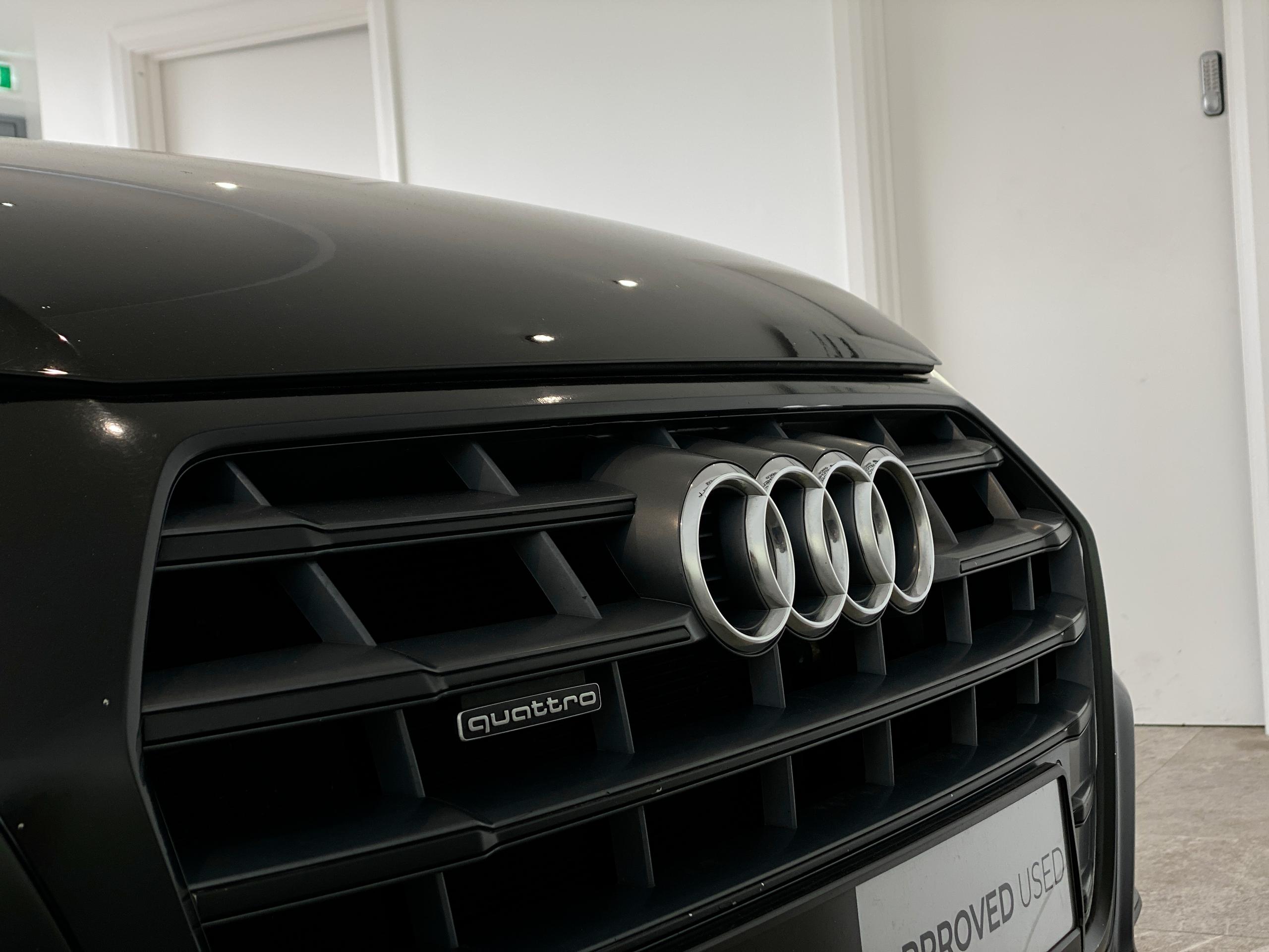 2019 Audi Q5 S Line - vehicle photo 12 for sale on PureCar