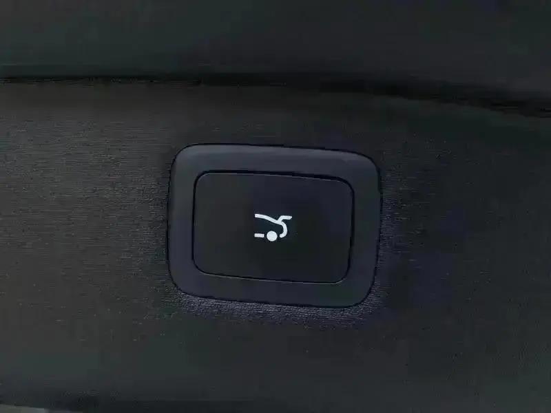 2026 MG IM6 553kW Launch Edition 100kWh 5dr AWD Auto - vehicle photo 8 for sale on PureCar