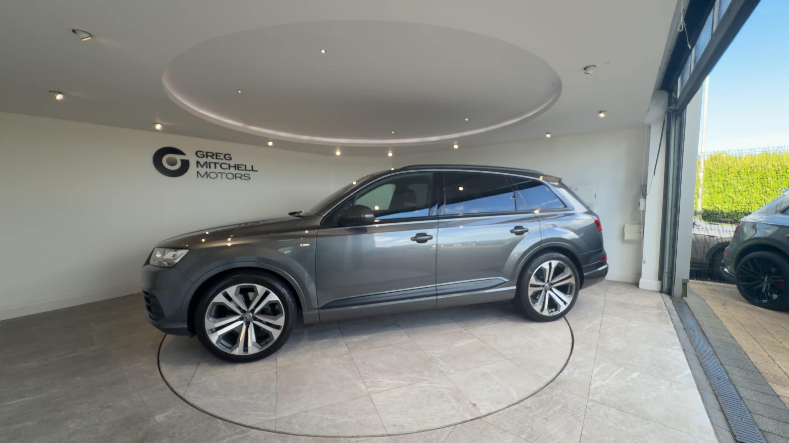 2019 Audi Q7 Black Edition - vehicle photo 5 for sale on PureCar