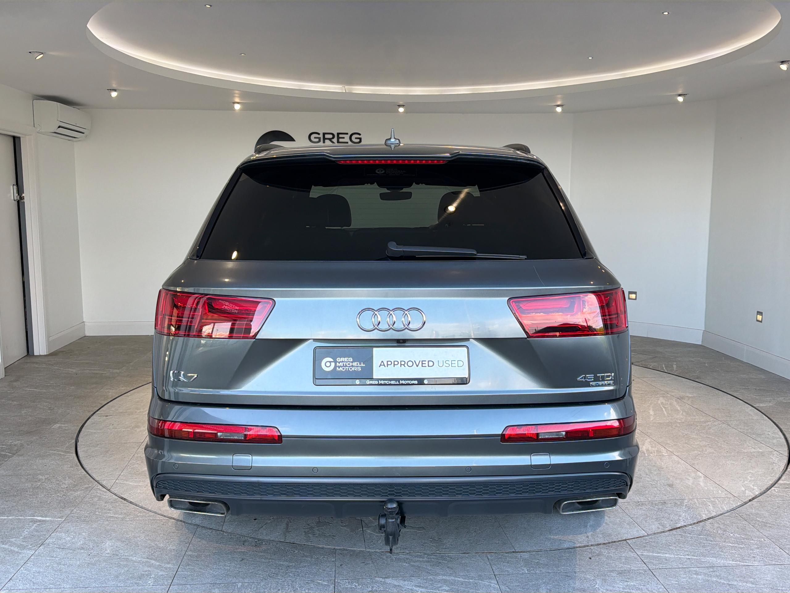 2019 Audi Q7 Black Edition - vehicle photo 14 for sale on PureCar