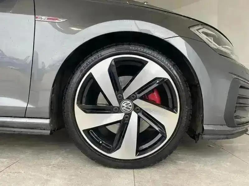 2018 Volkswagen GOLF 2.0 TSI GTI 5dr DSG - vehicle photo 8 for sale on PureCar