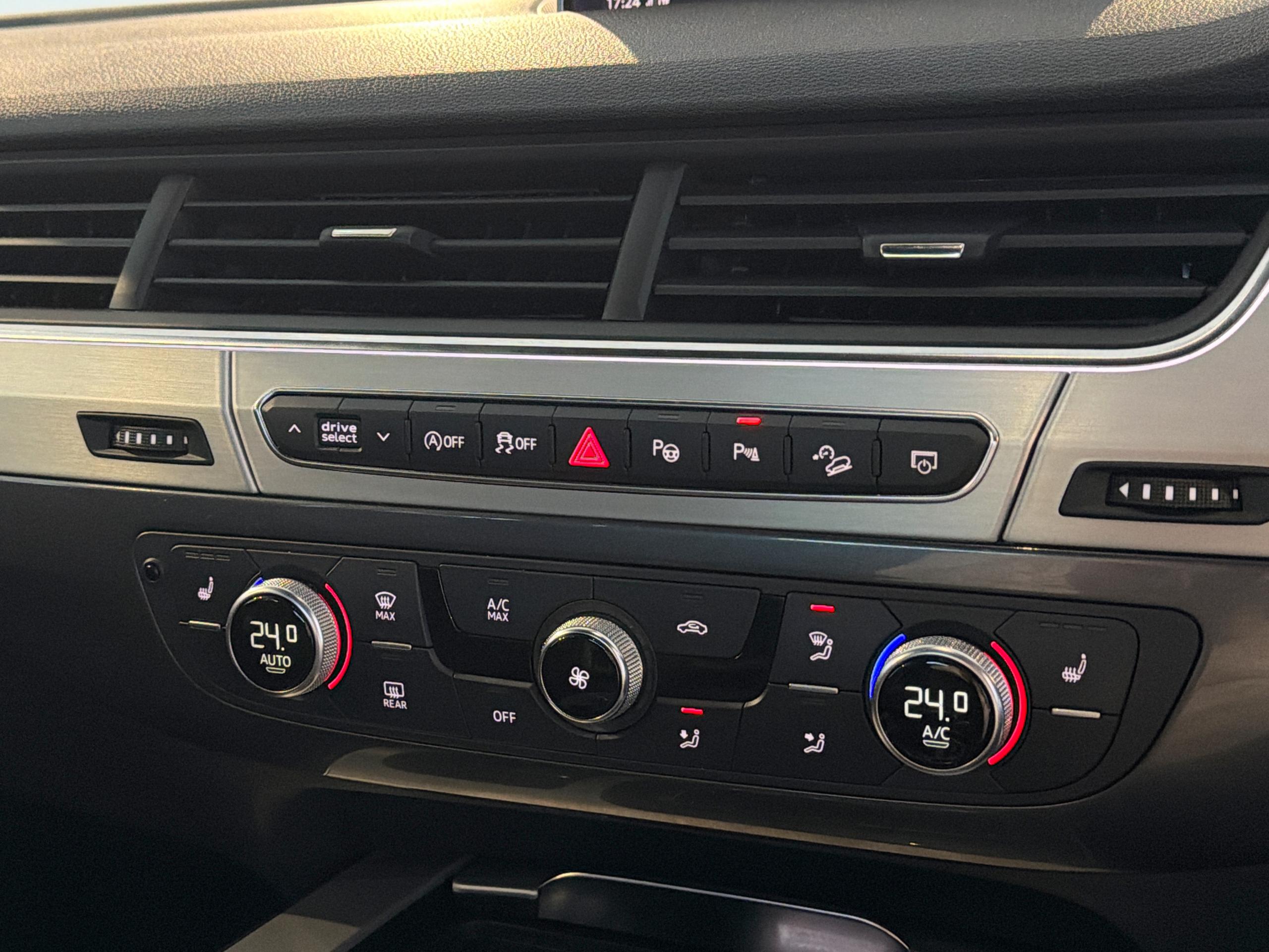 2019 Audi Q7 Black Edition - vehicle photo 34 for sale on PureCar