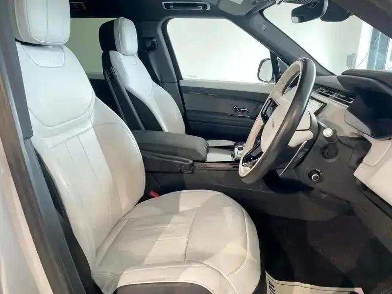 2021 Land Rover RANGE ROVER SPORT 3.0 D300 HSE Silver 5dr Auto - vehicle photo 10 for sale on PureCar
