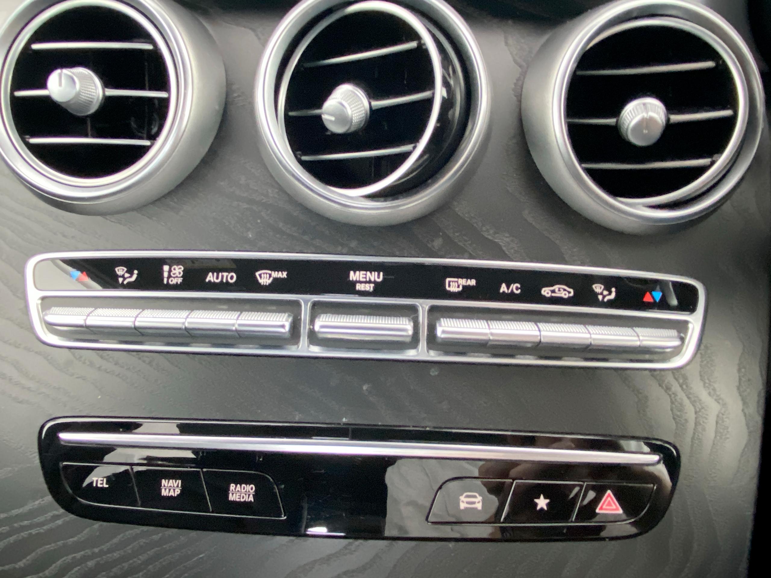 2021 MERCEDES GLC COUPE GLC 300d 4Matic AMG Line Premium 5dr 9G-Tronic - vehicle photo 23 for sale on PureCar