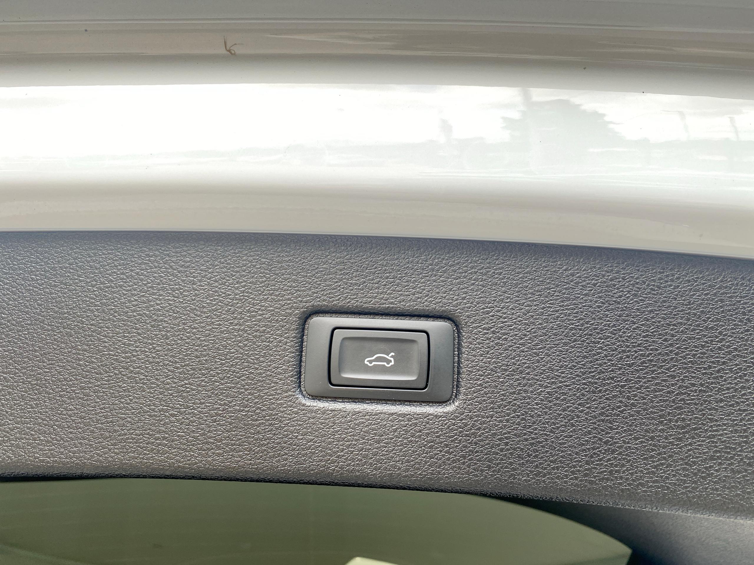 2021 Audi Q7 S Line - vehicle photo 27 for sale on PureCar