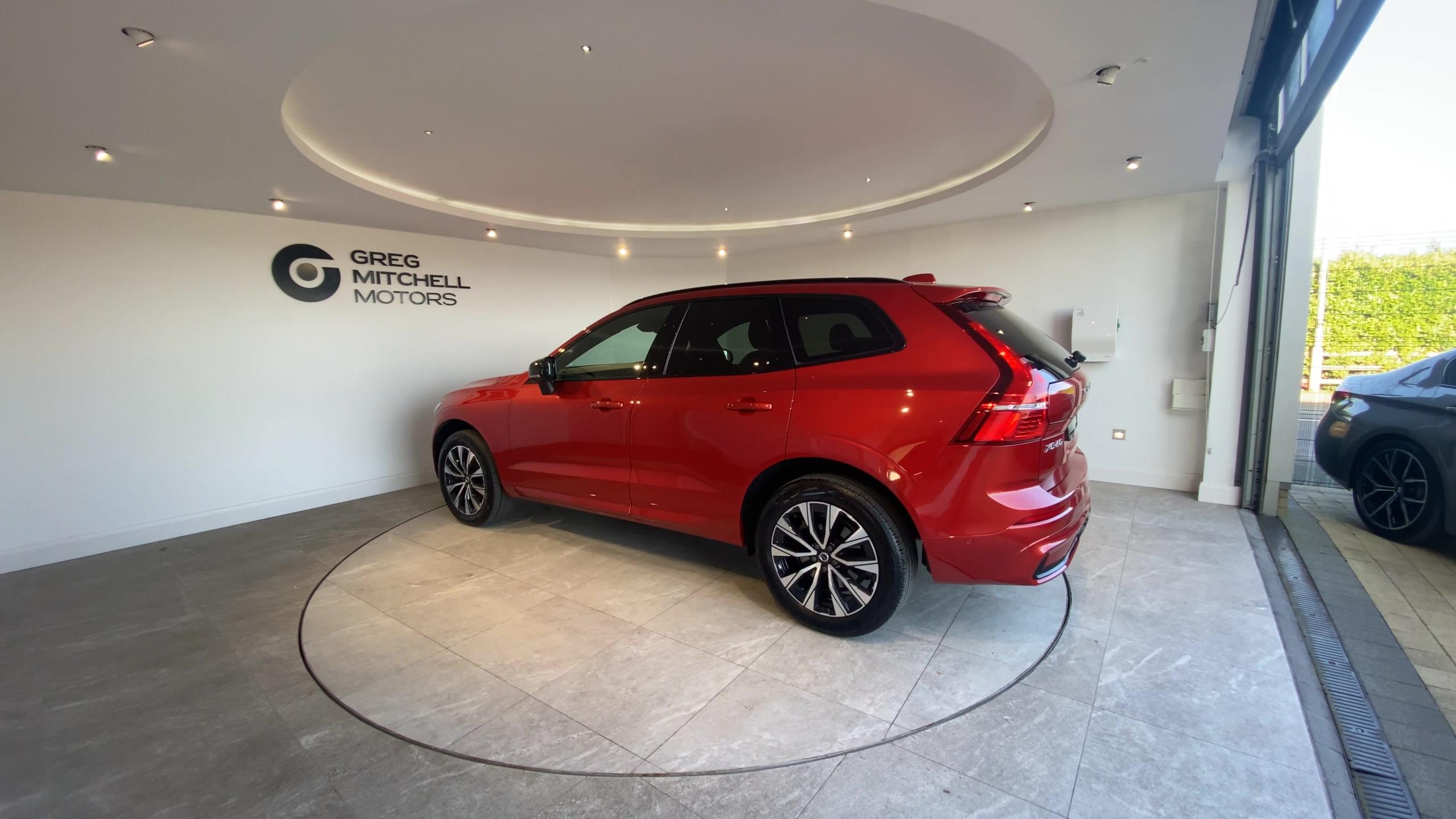 2023 Volvo XC60 2.0 B4D Plus Dark 5dr AWD Geartronic - vehicle photo 5 for sale on PureCar