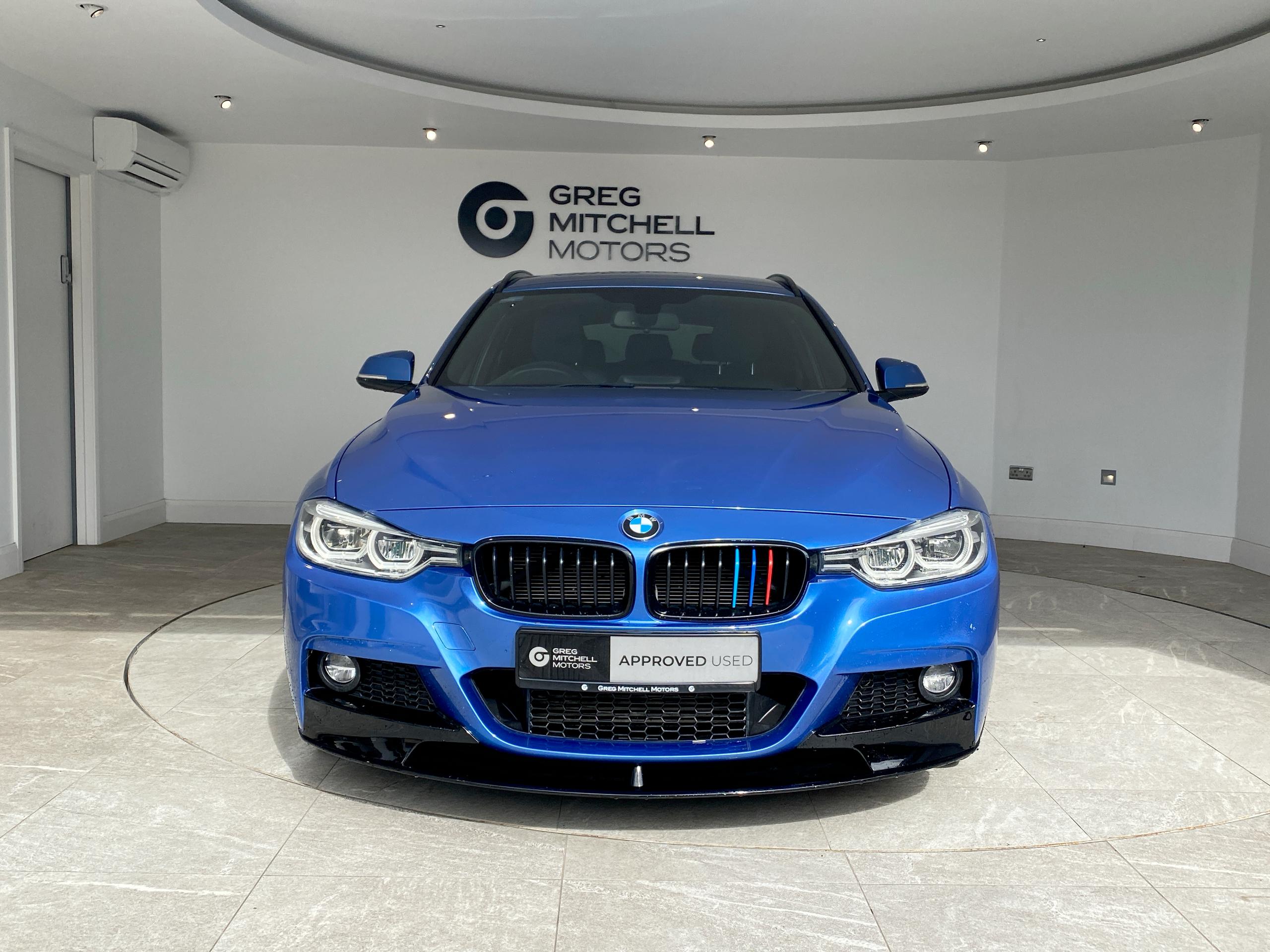 2018 BMW 3 SERIES 320d xDrive M Sport 5dr Step Auto - vehicle photo 10 for sale on PureCar