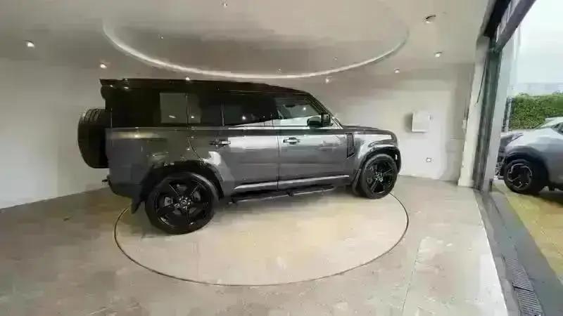 2023 Land Rover DEFENDER 3.0 D250 X-Dynamic HSE 110 5dr Auto - vehicle photo 5 for sale on PureCar