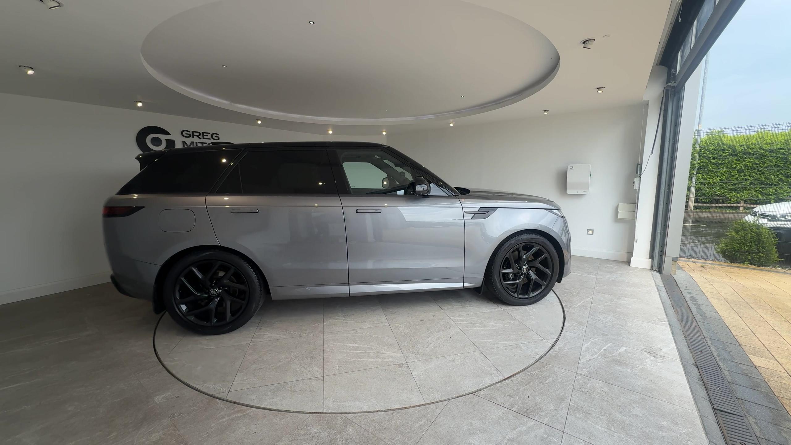 2023 Land Rover RANGE ROVER SPORT 3.0 D300 Dynamic SE 5dr Auto - vehicle photo 7 for sale on PureCar