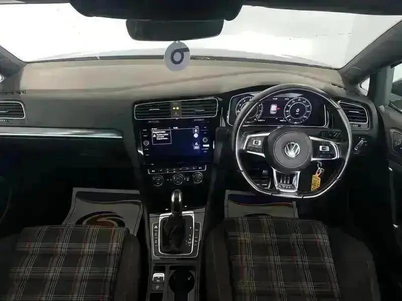 2018 Volkswagen GOLF 2.0 TSI GTI 5dr DSG - vehicle photo 10 for sale on PureCar