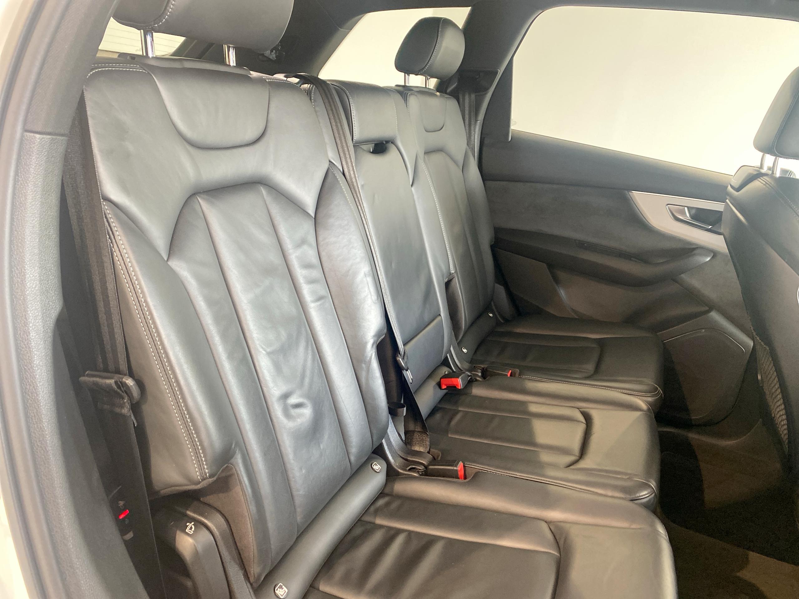 2021 Audi Q7 S Line - vehicle photo 22 for sale on PureCar
