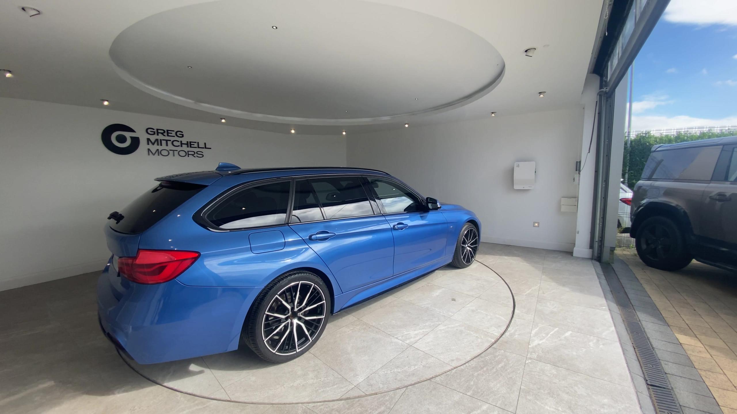 2018 BMW 3 SERIES 320d xDrive M Sport 5dr Step Auto - vehicle photo 8 for sale on PureCar