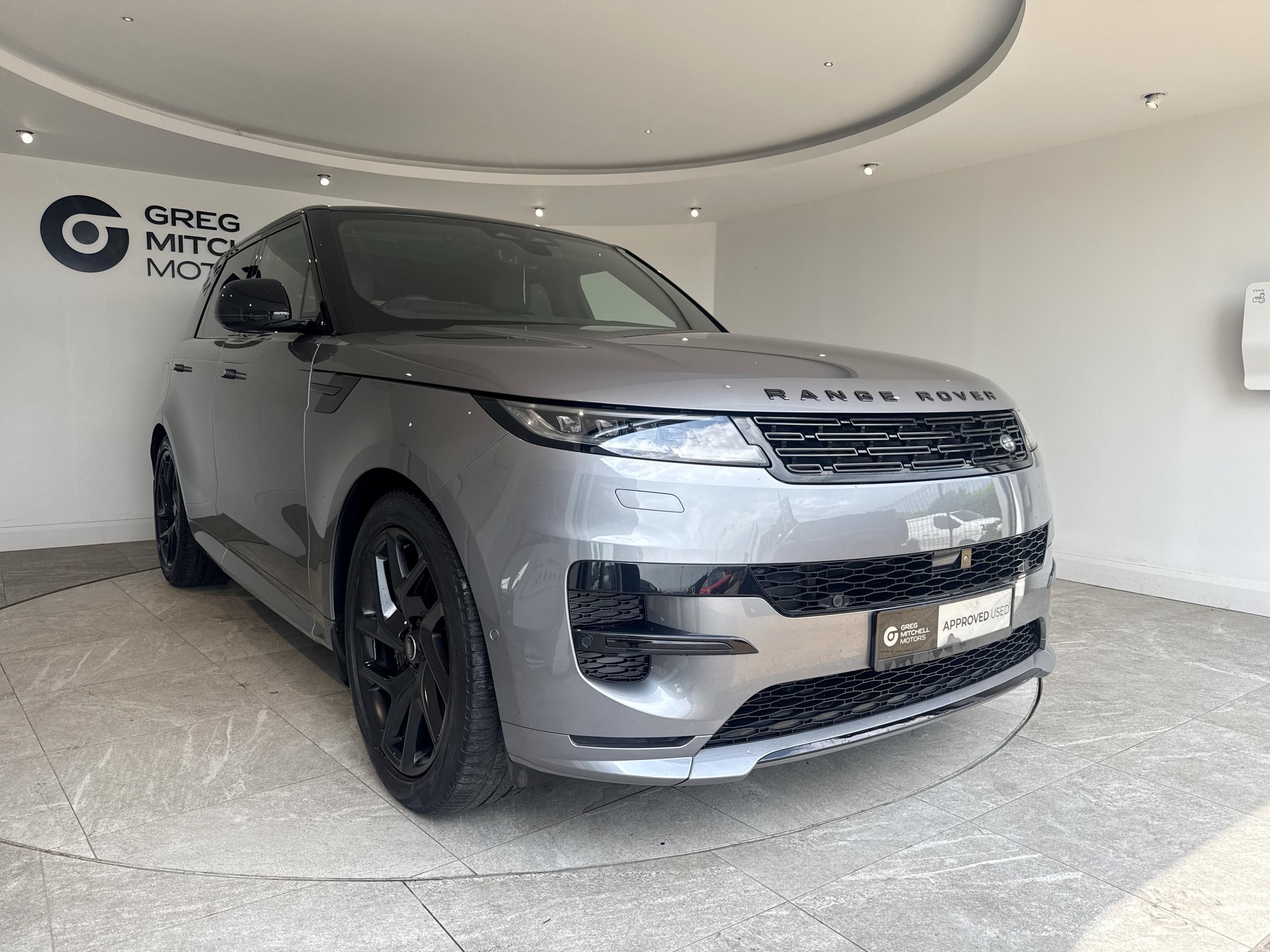 2023 Land Rover RANGE ROVER SPORT 3.0 D300 Dynamic SE 5dr Auto - vehicle photo 11 for sale on PureCar