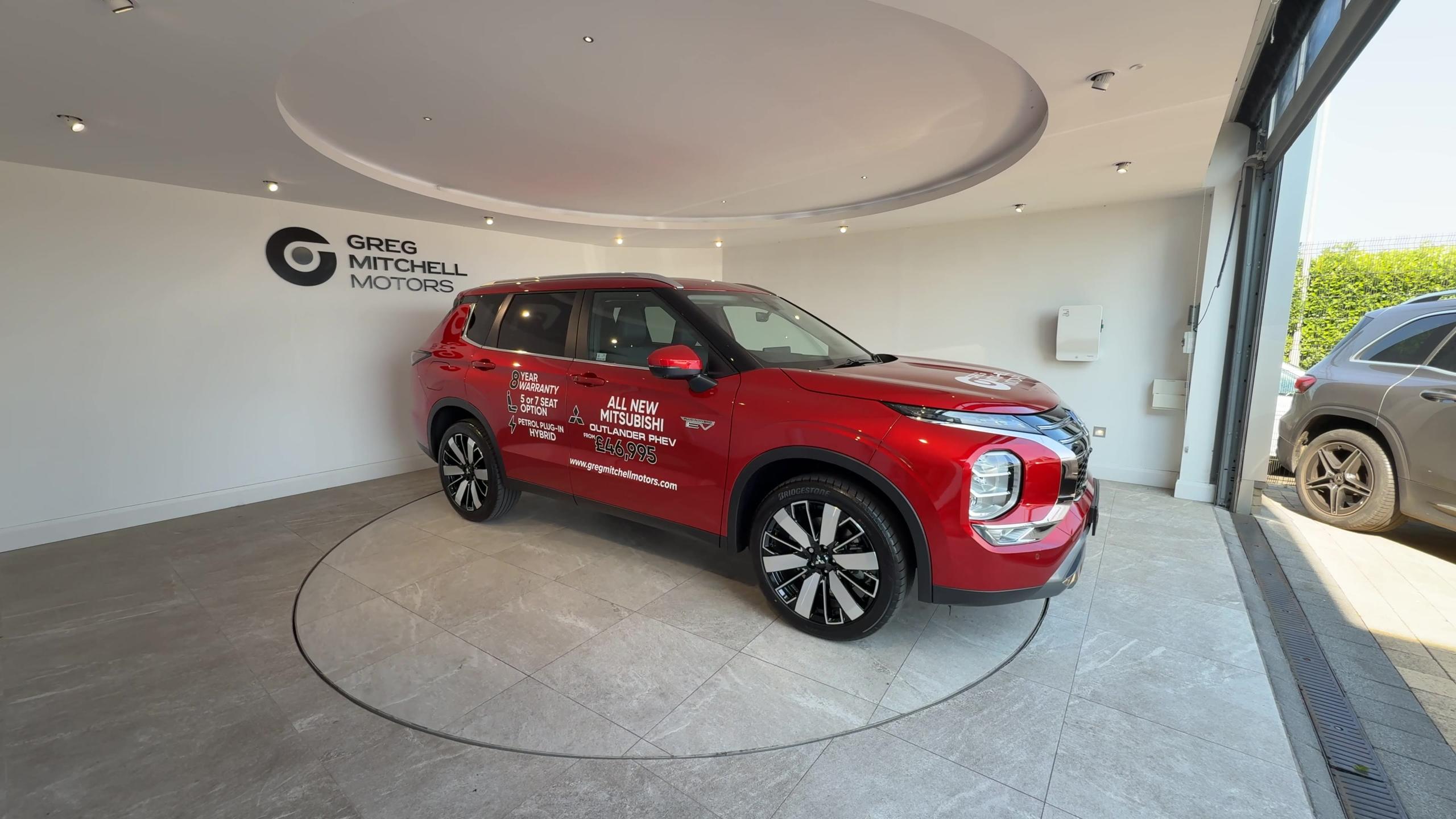2026 Mitsubishi OUTLANDER 2.4 PHEV Nativa 5dr Auto - vehicle photo 9 for sale on PureCar