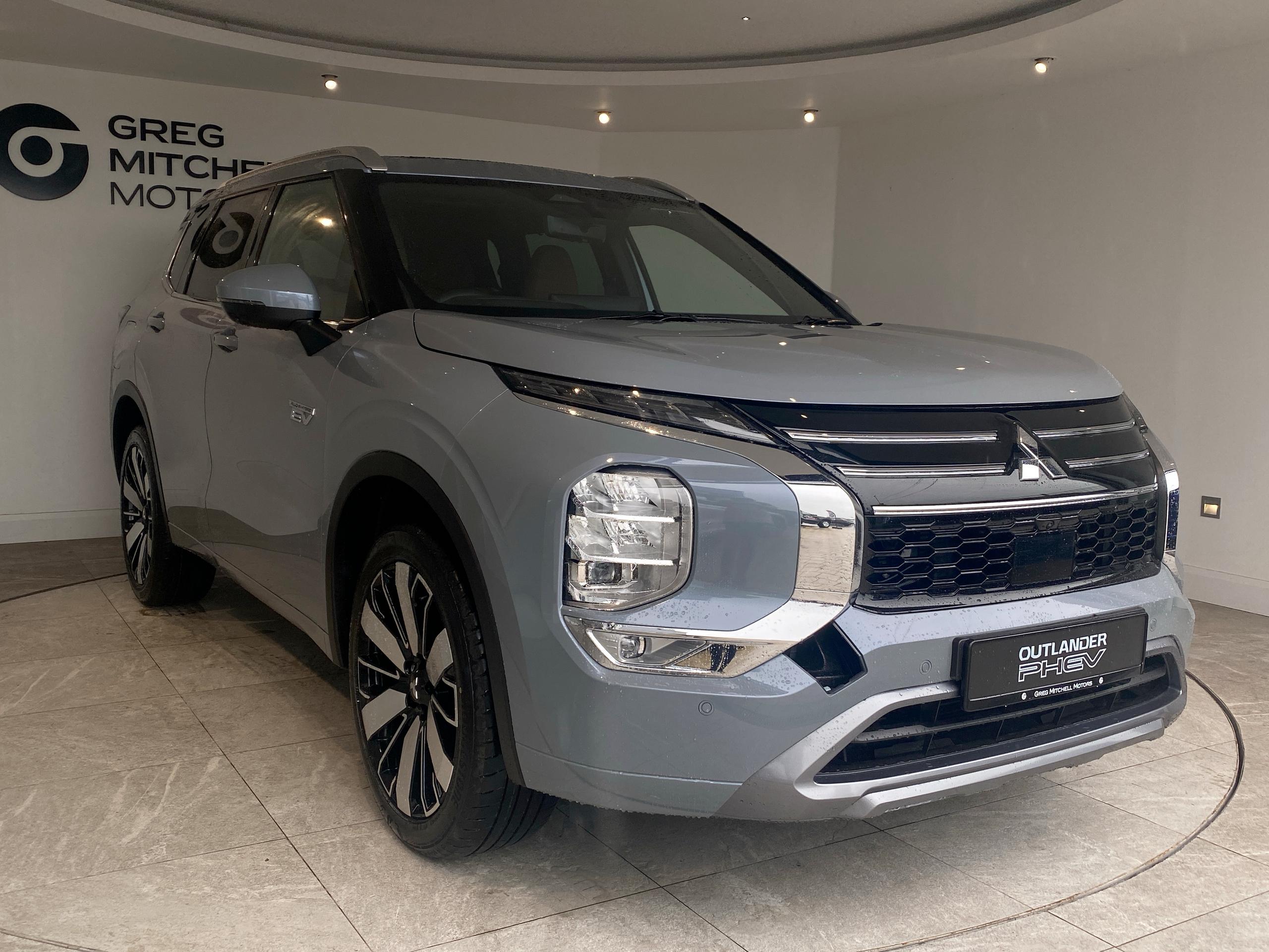 2026 Mitsubishi OUTLANDER 2.4 PHEV Diamond 5dr Auto - vehicle photo 11 for sale on PureCar