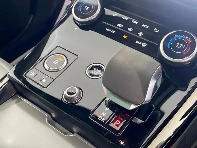 2021 Land Rover RANGE ROVER SPORT 3.0 D300 HSE Silver 5dr Auto - vehicle photo 16 for sale on PureCar