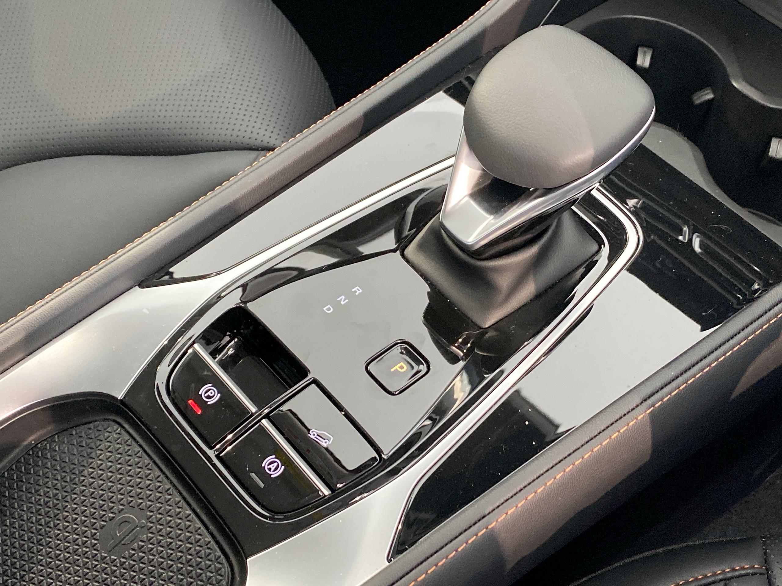 2026 MG HS 1.5 T-GDI PHEV Trophy 5dr Auto - vehicle photo 14 for sale on PureCar