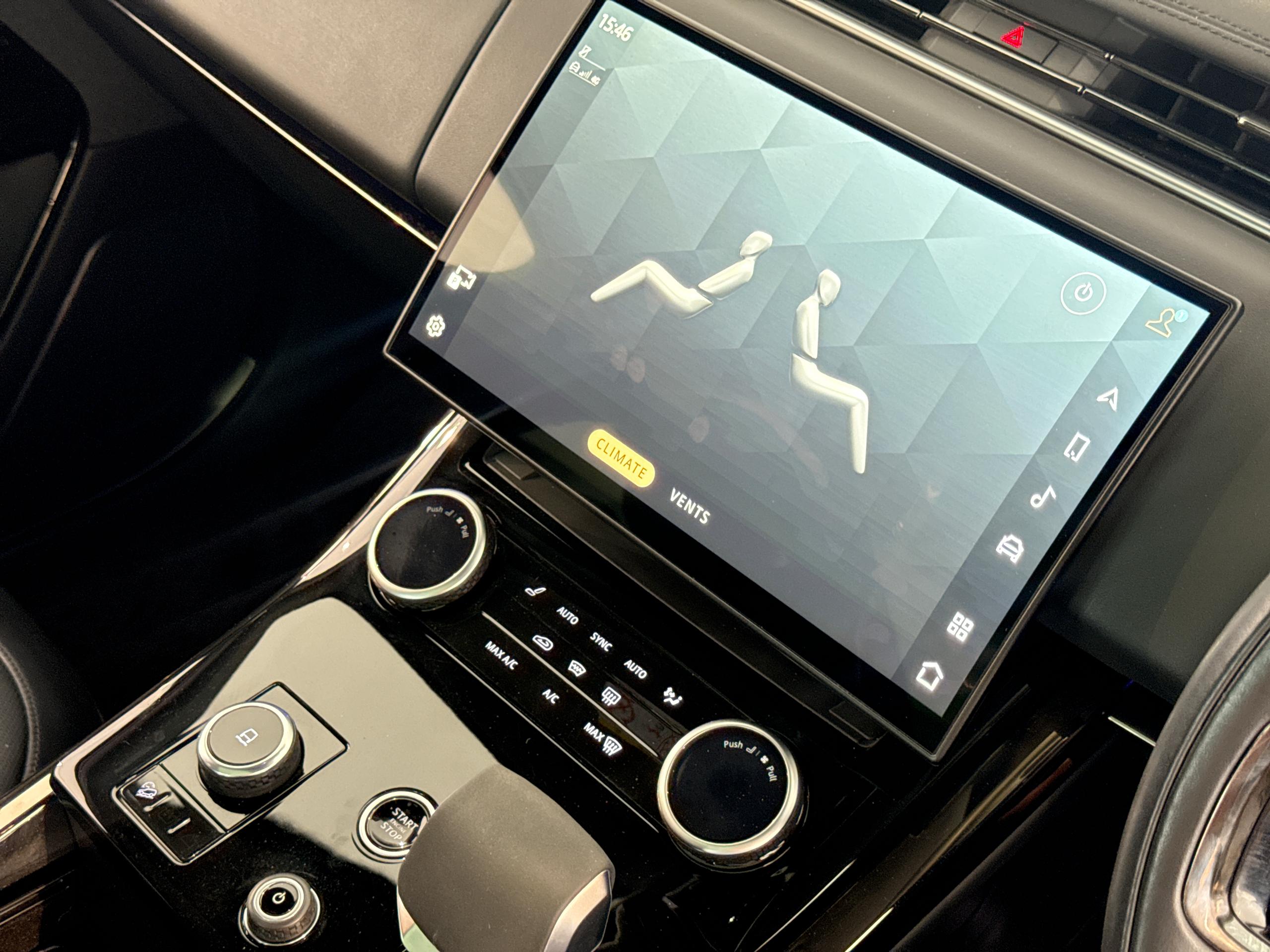 2023 Land Rover RANGE ROVER SPORT 3.0 D300 Dynamic SE 5dr Auto - vehicle photo 30 for sale on PureCar