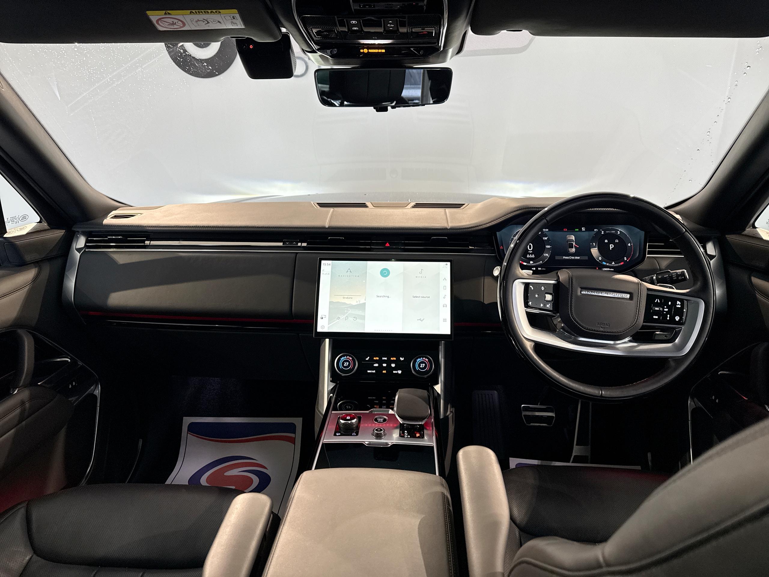 2023 Land Rover RANGE ROVER 3.0 D350 Autobiography 4dr Auto - vehicle photo 19 for sale on PureCar
