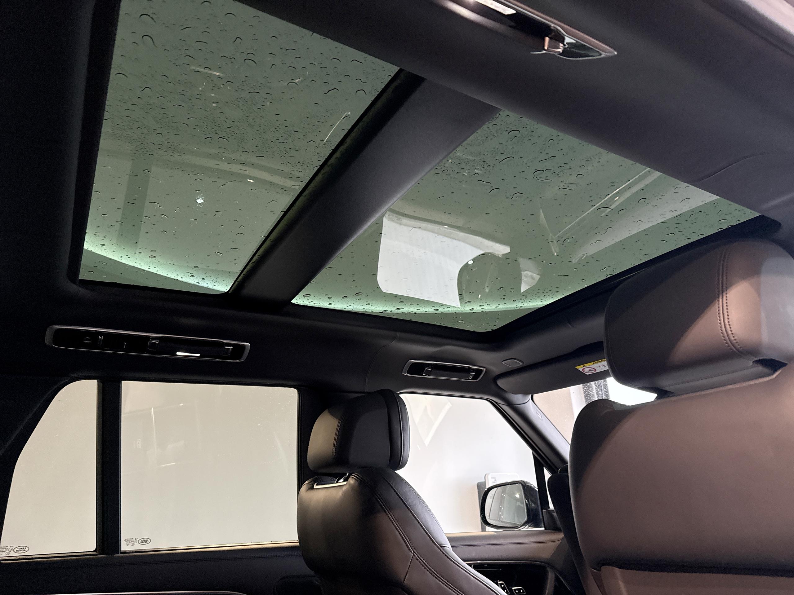 2023 Land Rover RANGE ROVER 3.0 D350 Autobiography 4dr Auto - vehicle photo 22 for sale on PureCar
