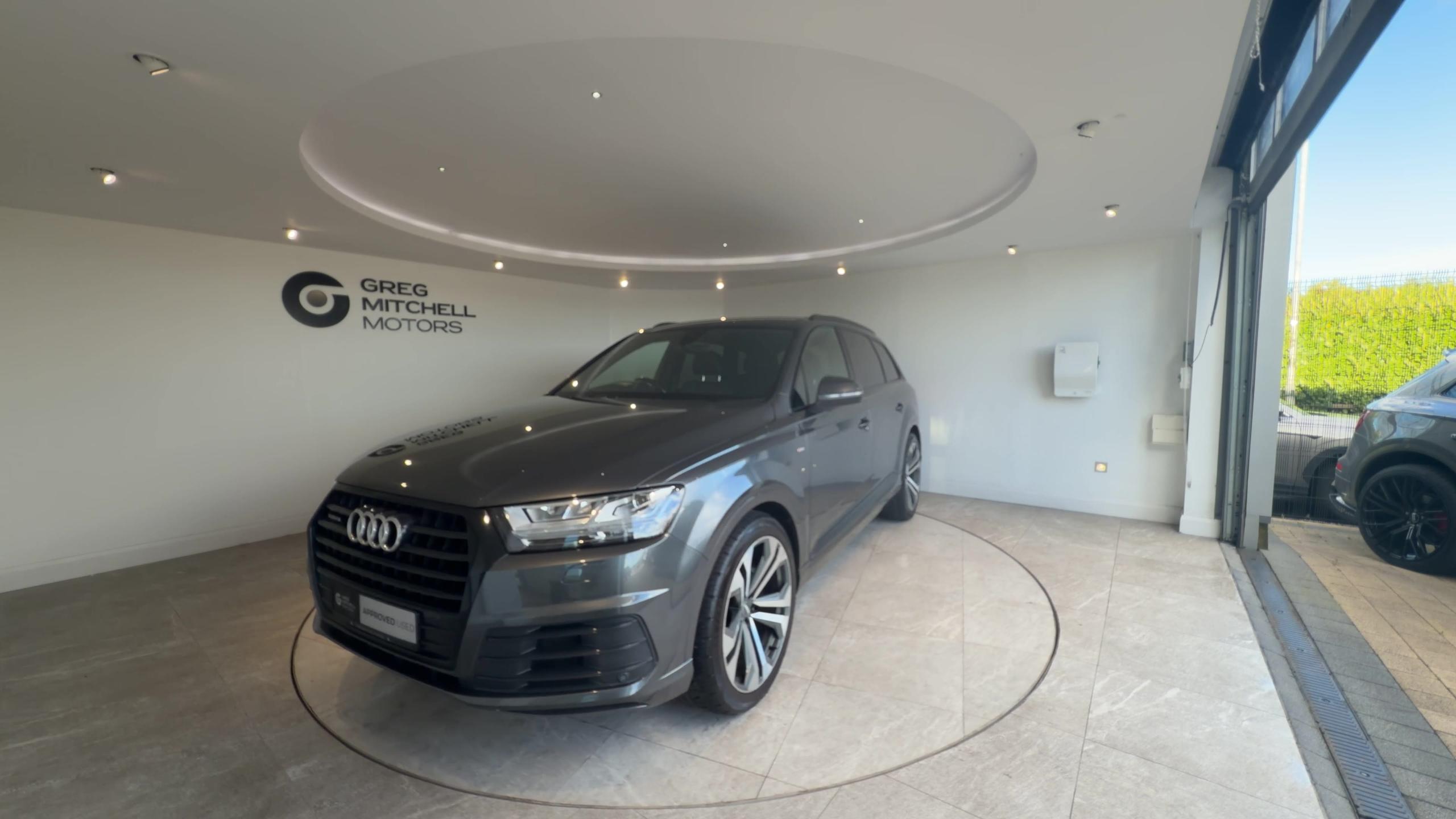 2019 Audi Q7 Black Edition - vehicle photo 4 for sale on PureCar