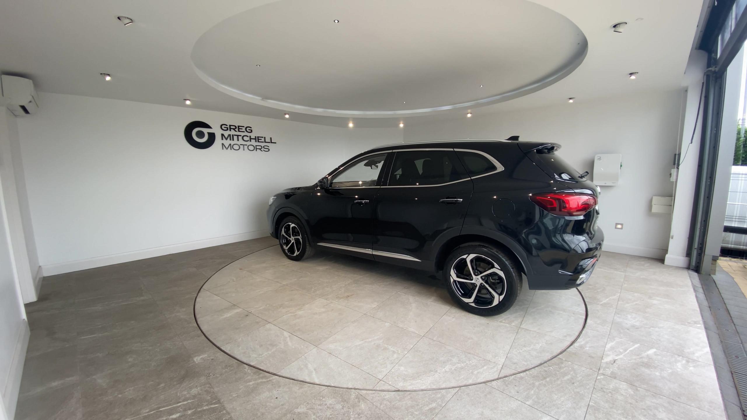 2024 MG HS 1.5 T-GDI PHEV Trophy 5dr Auto - vehicle photo 5 for sale on PureCar