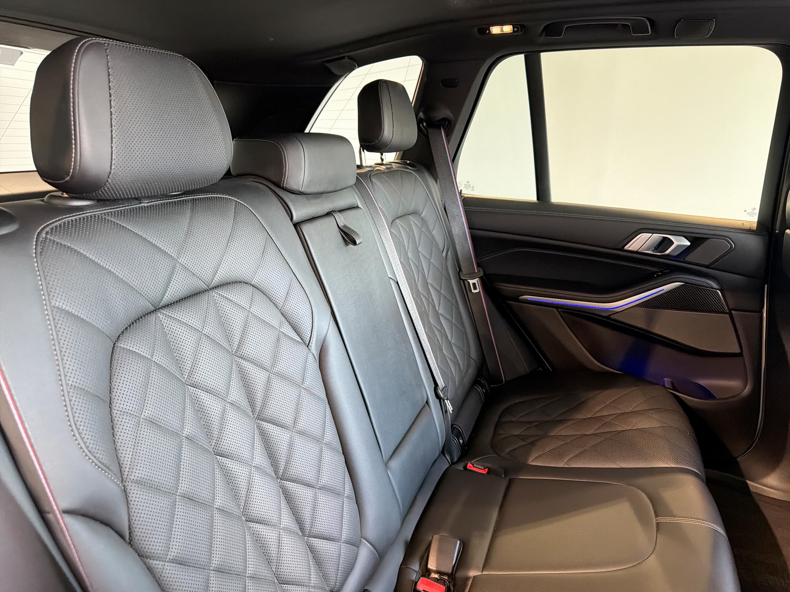 2023 BMW X5 xDrive50e M Sport 5dr Auto - vehicle photo 18 for sale on PureCar