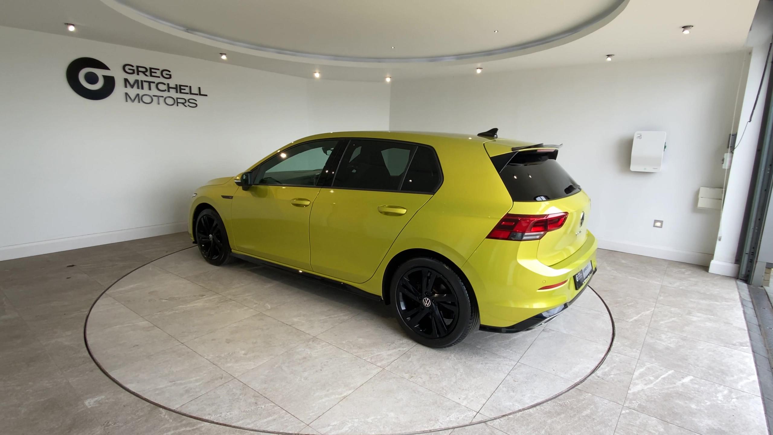 2021 Volkswagen GOLF 1.5 eTSI 150 R-Line 5dr DSG - vehicle photo 2 for sale on PureCar