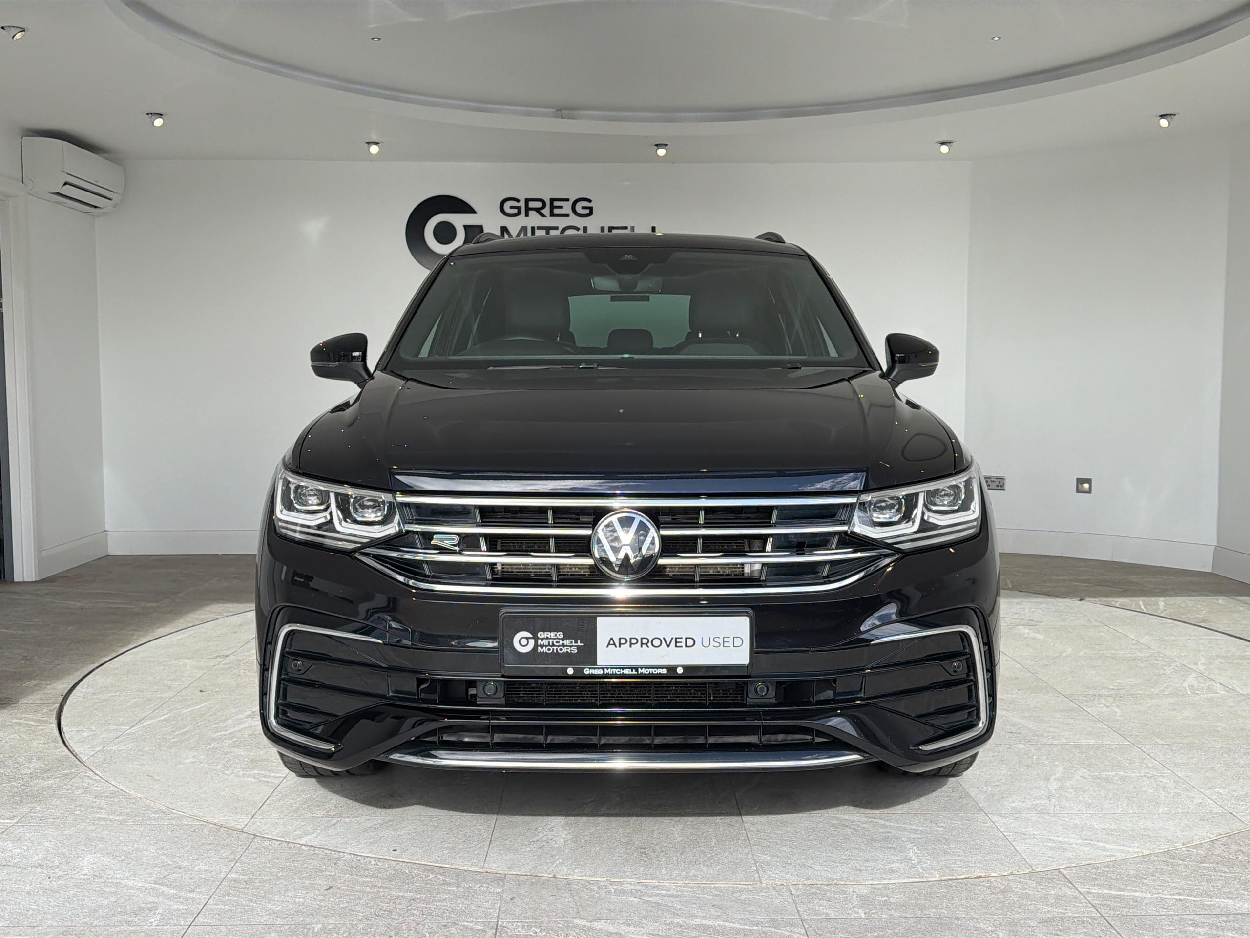 2023 Volkswagen TIGUAN 1.4 TSI eHybrid R-Line 5dr DSG - vehicle photo 10 for sale on PureCar