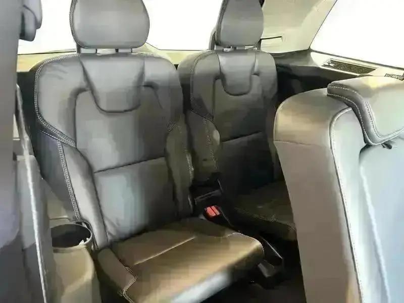 2023 Volvo XC90 2.0 B5P Ultimate Dark 5dr AWD Geartronic - vehicle photo 16 for sale on PureCar