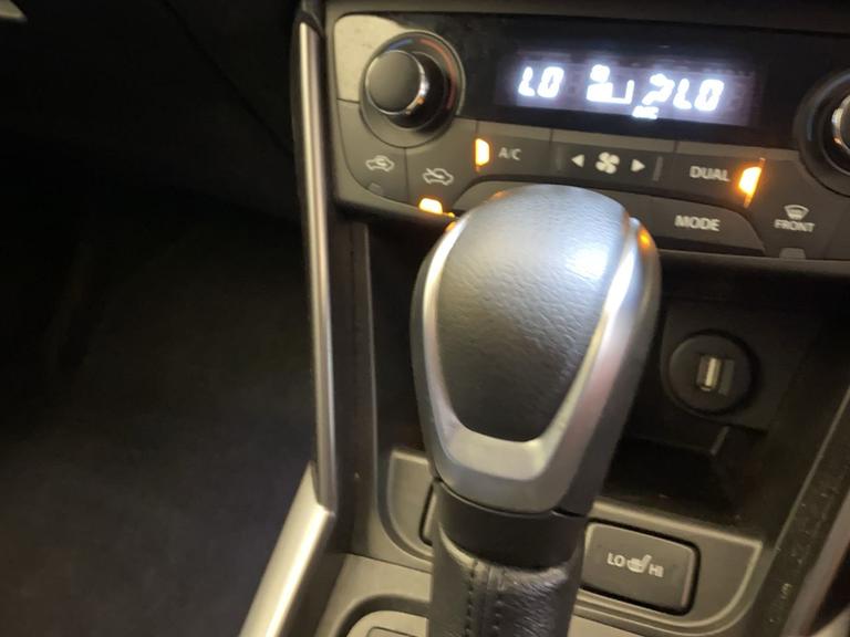 Suzuki S-CROSS Photo spincars-03defb775741ae136d241238d14e08add5e4abe3.jpg