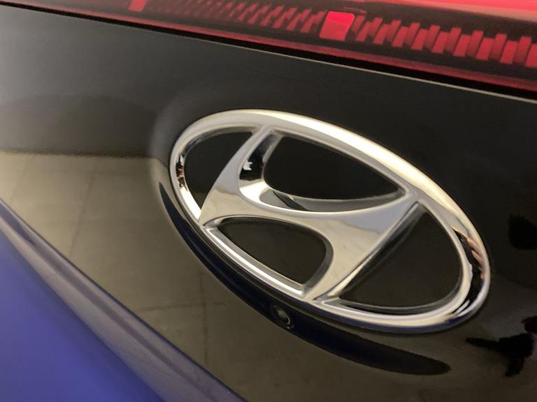 HYUNDAI BAYON Photo spincars-075d351b75817f67c86be04e944407aaeb14e877.jpg