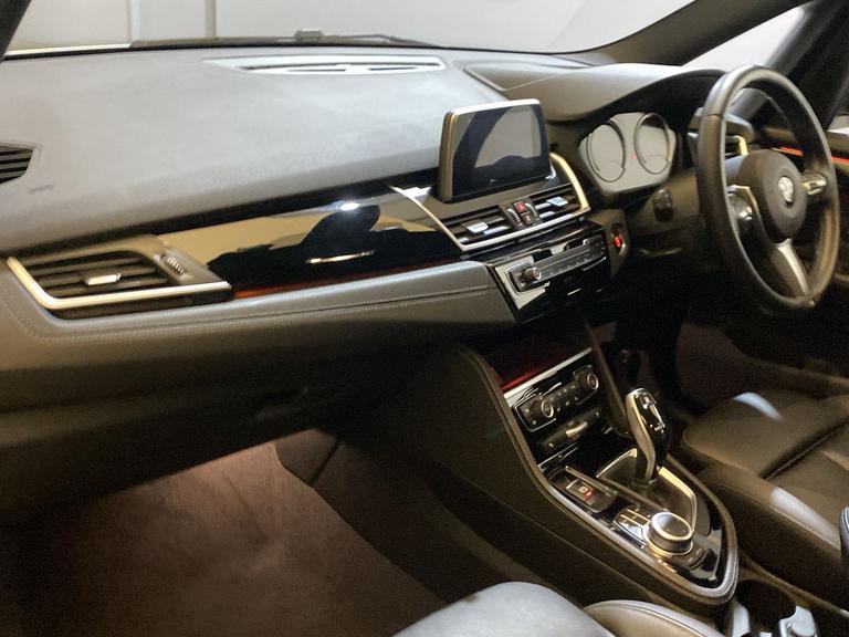BMW 2 SERIES GRAN TOURER Photo spincars-0ab87af3fd5c6b4e410218261189d58a1bc0f44c.jpg