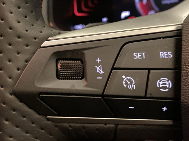 SEAT ARONA Photo spincars-0b3148dba9d616e58080257a72c8781a7f8cb988.jpg