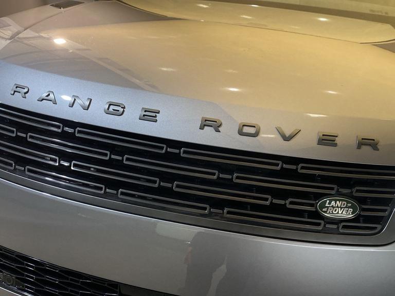 LAND ROVER Range Rover Sport Photo spincars-12428b06dbfa9f9476a79d1e4134b6d2f7f3b1ab.jpg