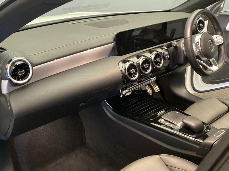 Mercedes-Benz CLA Photo spincars-1b15c718a162a91d5ce9d0d545ff7e1314709937.jpg