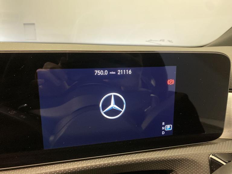 Mercedes-Benz CLA Photo spincars-23ee99631cc74fc3037813cbda1c3b295d181f7b.jpg