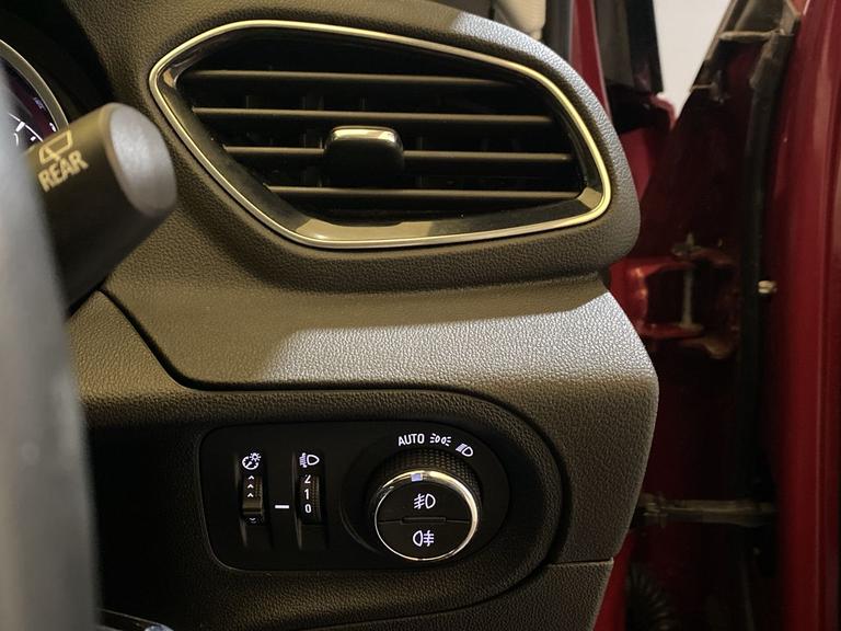 Vauxhall GRANDLAND X Photo spincars-243e6e7386b9a97329b4f1e55e769de7817ccd46.jpg