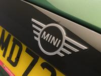 MINI Hatch Photo 23