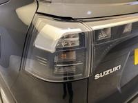 Suzuki S-CROSS Photo 18