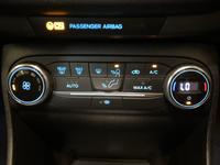 FORD FIESTA Photo 11